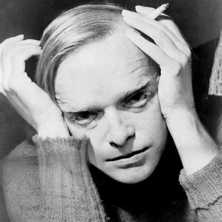 Truman Capote Biography, Age, Height, Wife, Net Worth, Family ·