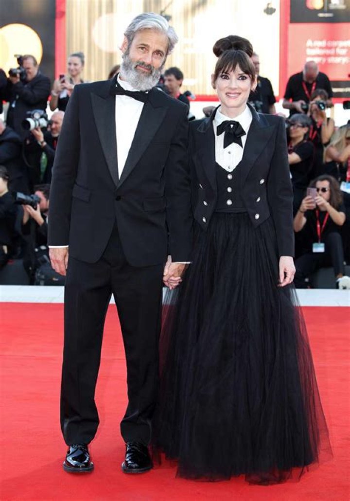 Uncover The Secrets: Winona Ryder Bikini Unveiled