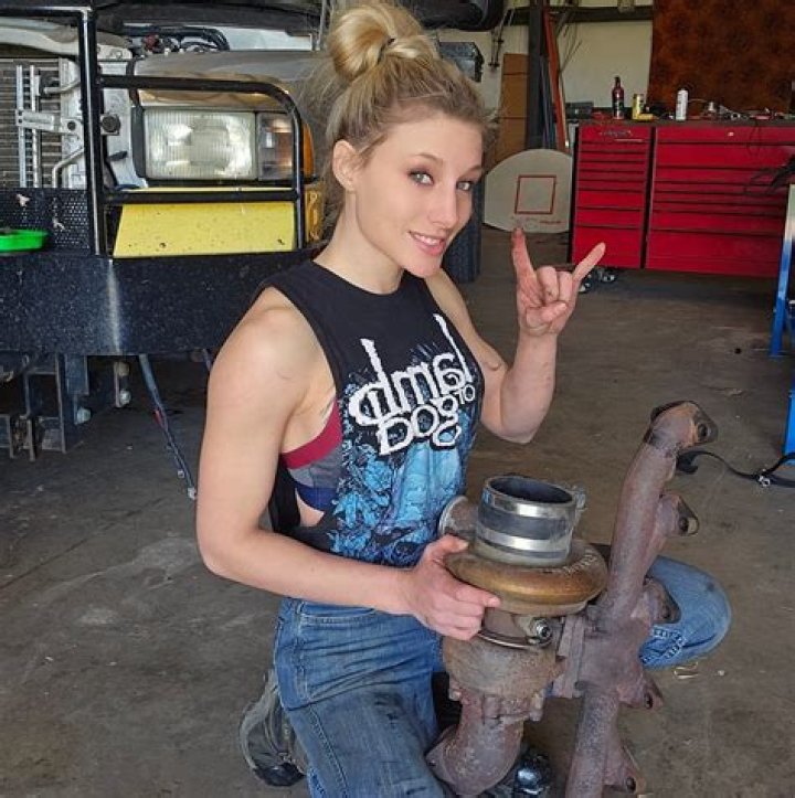 Unlock The Secrets Of The Diesel Truck World With "the.diesel.queen Nude"