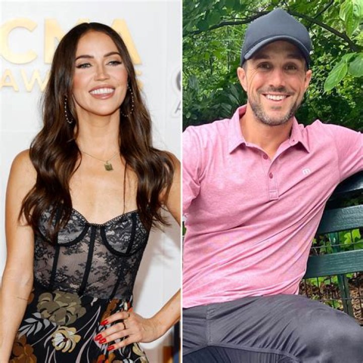 Unveiling Kaitlyn Bristowe And Zac Clark's Enduring Love Journey