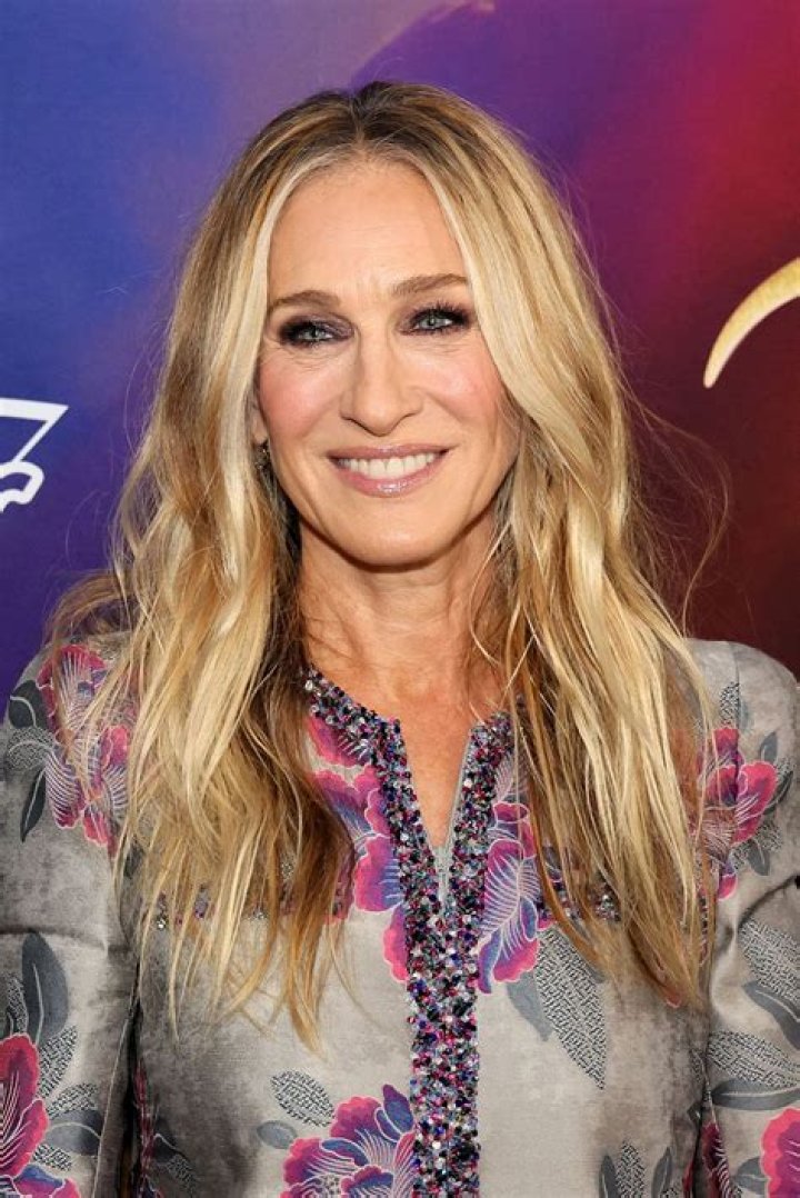 Unveiling Sarah Jessica Parker's Smoking Journey: Discoveries And Insights