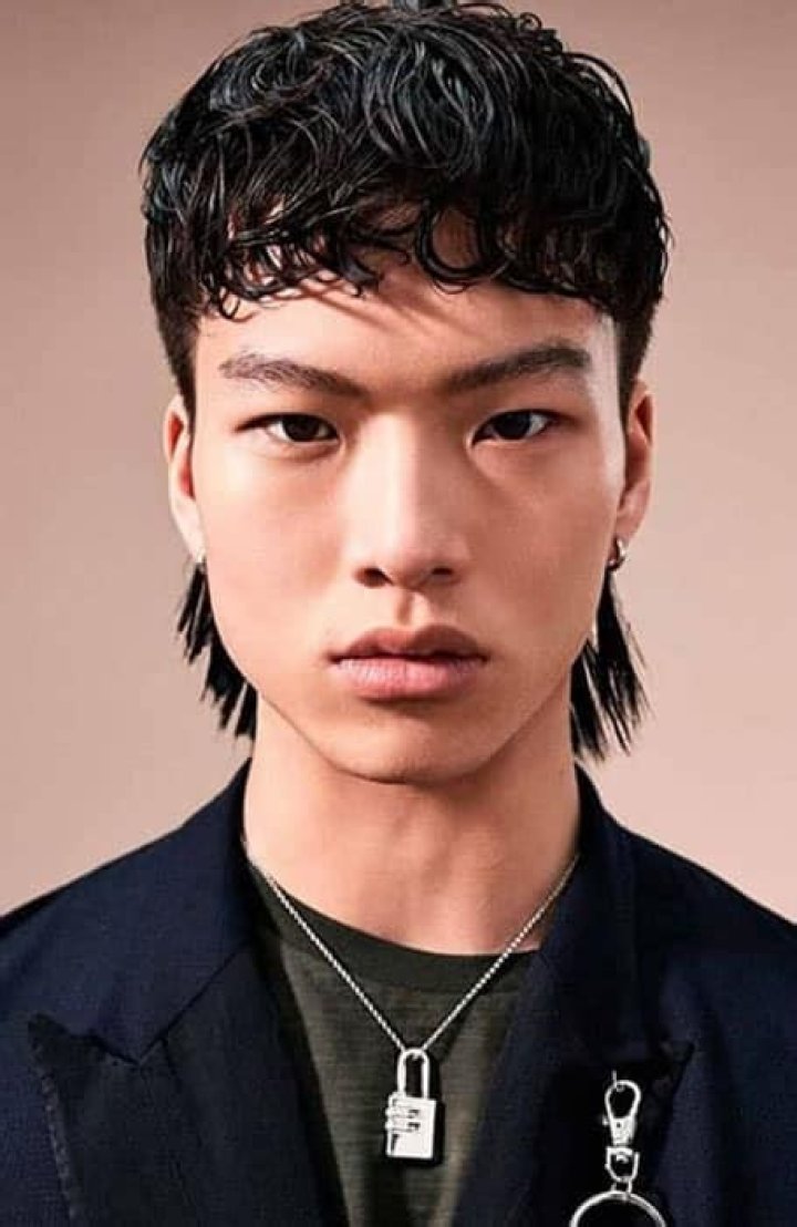 Unveiling The Allure Of The Asian Middle Part Haircut