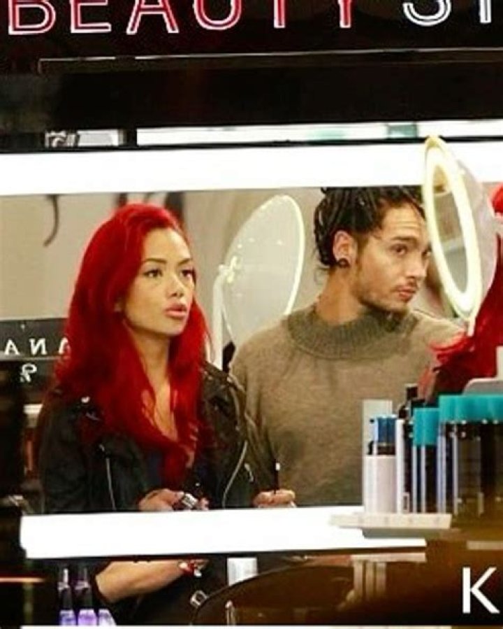 Unveiling The Enchanting World Of Tom Kaulitz And Ria Sommerfeld: Love, Style, And Influence