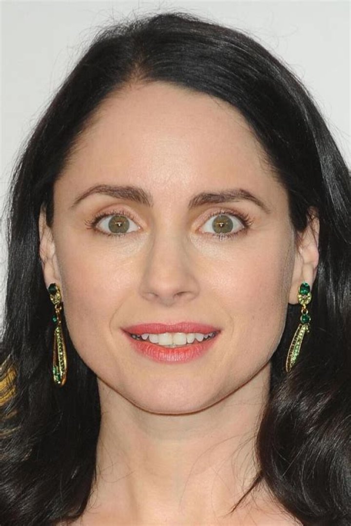 Unveiling The Enigmatic World Of Laura Fraser: A Journey Of Discovery
