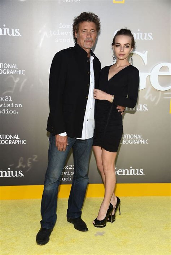 Unveiling The Love Life Of Steven Bauer: Spouses And Girlfriends Revealed!