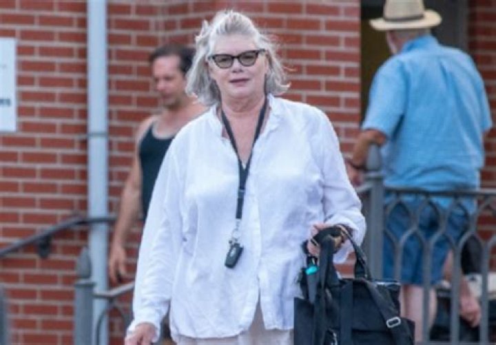 Where Is Kelly McGillis Now, What Happened To Her? Health Condition Explained ·