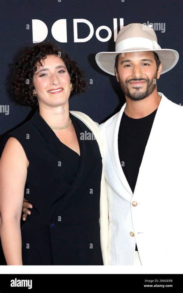 Who Is Alaa Safi Wife?