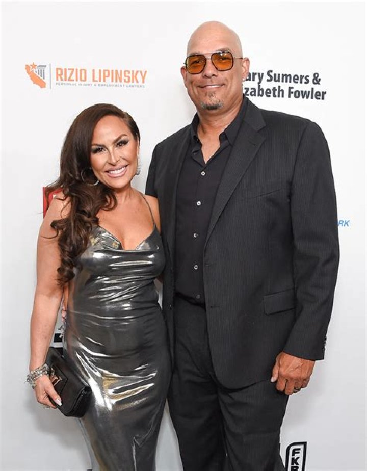Who Is Carmen Villalobos Married To