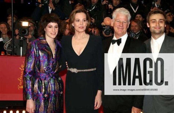 Who Is Jim Simpson? Meet Sigourney Weaver Husband, Family And Net Worth ·
