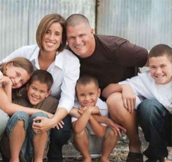 Who is Jon Kitna? Wiki, Age, Bio, Net Worth, Career, Relationship,Family ·
