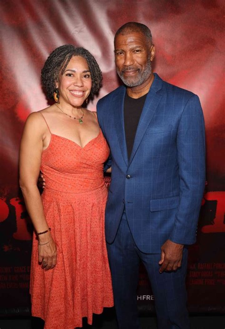 Who Is Kevin Ross Married To?