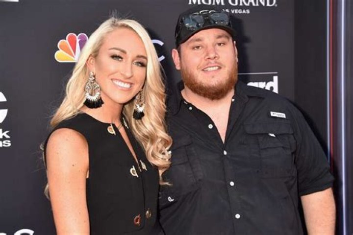Who Is Luke Getsy’s Wife Tina?