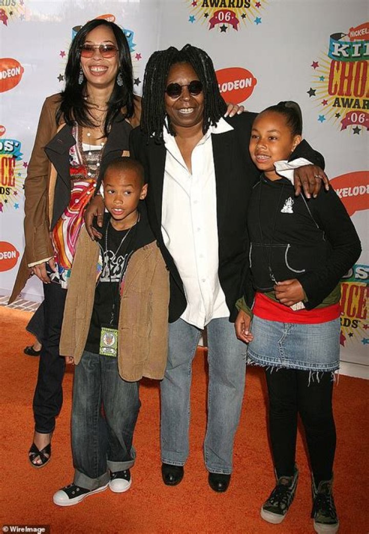 Who is the father of Whoopi Goldbergs daughter Alex?