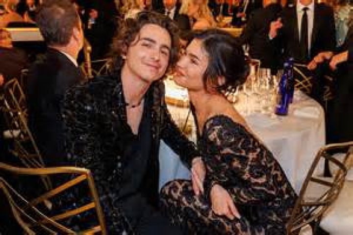 Who Is Timo Meier Brother? Siblings Girlfriend And Parents