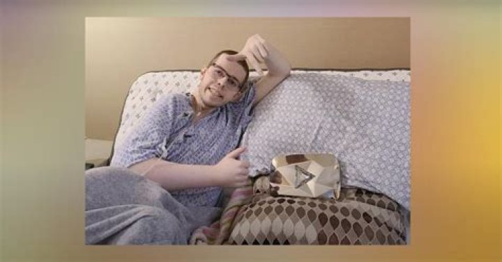 YouTuber Technoblade Has Died a Year After Announcing His Cancer Diagnosis